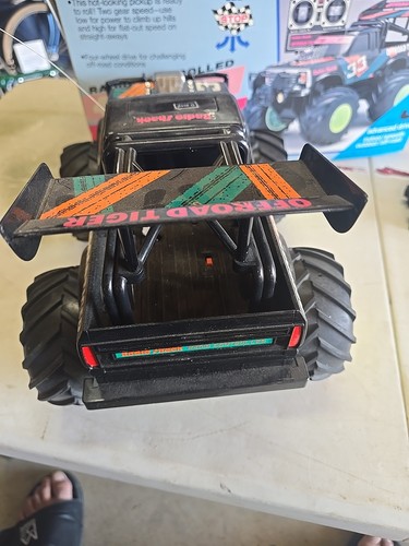 Vintage Radio Shack 4x4 OffRoad Tiger Untested - Picture 8 of 18