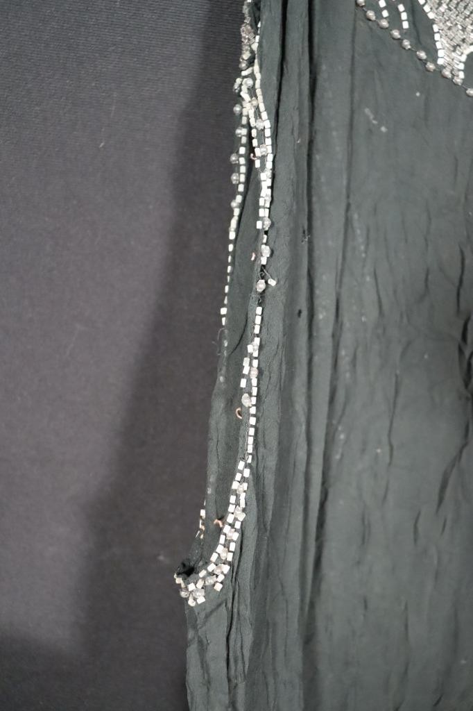 Picture 3 of 8