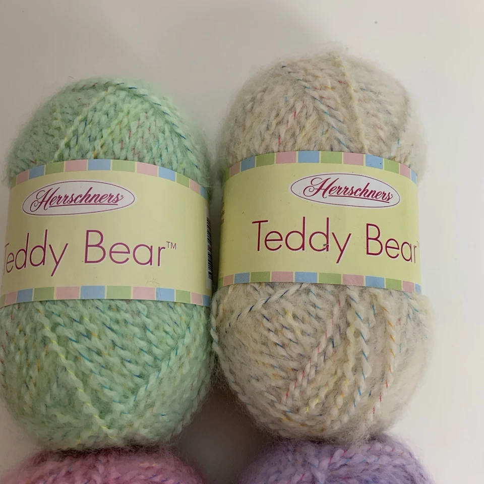 Lote de 4 madejas de hilo de oso de peluche Herrschners colores pastel surtidos bebé nuevo con etiquetas Foto 4 de 4