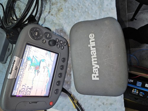 Raymarine - Picture 8 of 9