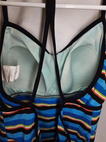 Nike Racerback Tankini Swimsuit Padded Top Women's Size 12 - D9 - Picture 3 of 3
