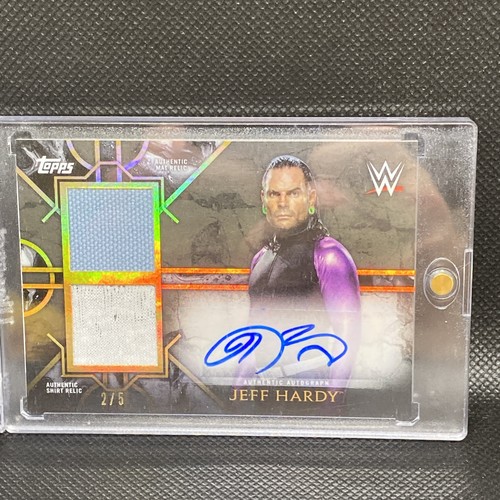 2018 Topps Legends of the WWE - Camisa autógrafa reliquia Jeff Hardy/5 impresión corta - Imagen 1 de 4