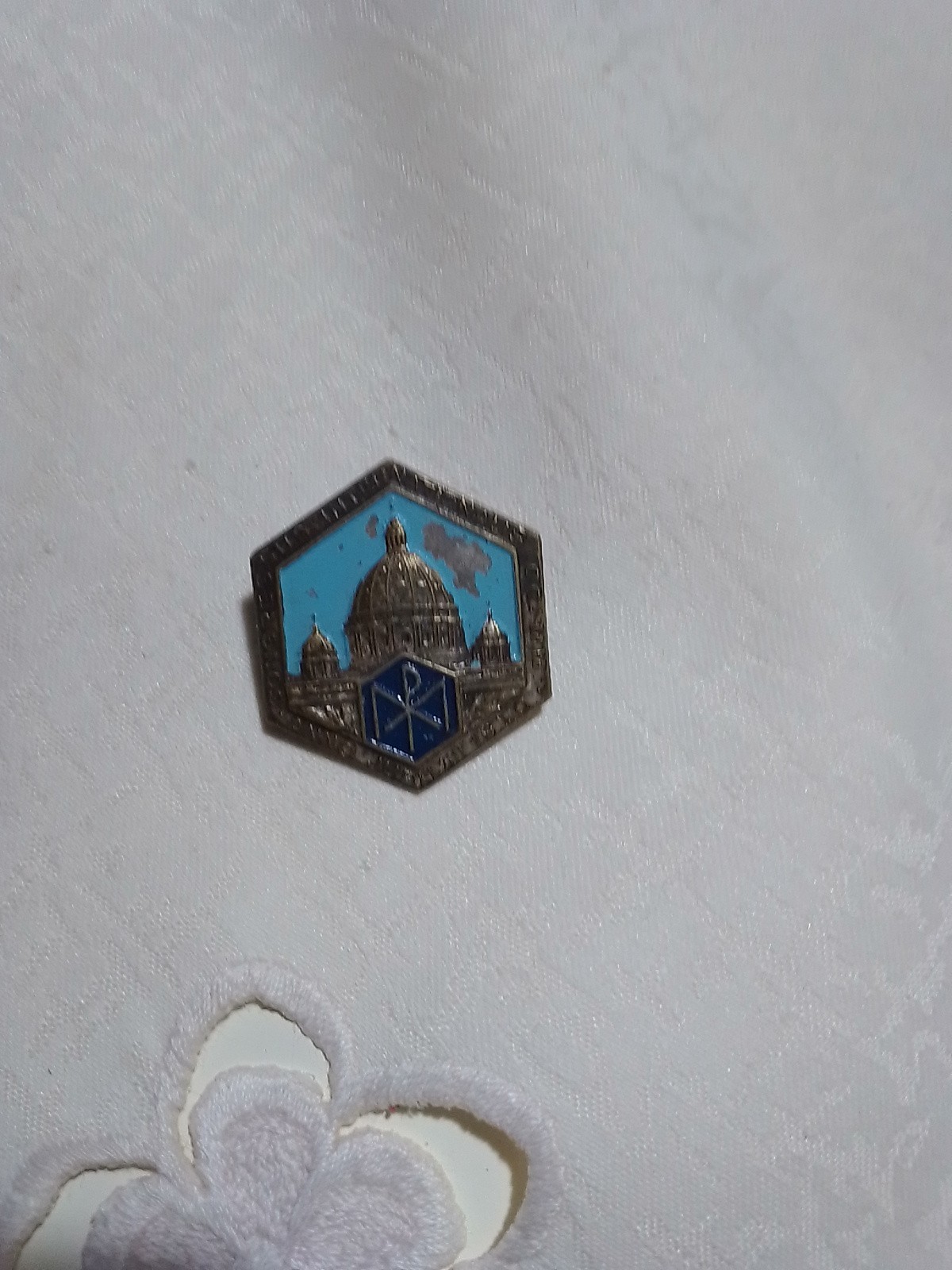 Picture 1 of 2