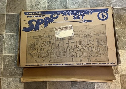 RARE Marx Official Tom Corbett Space Academy Play Set no. 7012 Box
