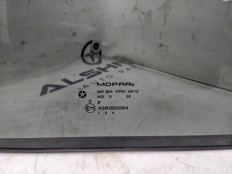 Ram 1500 SLT 2015-2020 5,7 L ventana corredera central trasera vidrio 68199895AC OEM Foto 3 de 4
