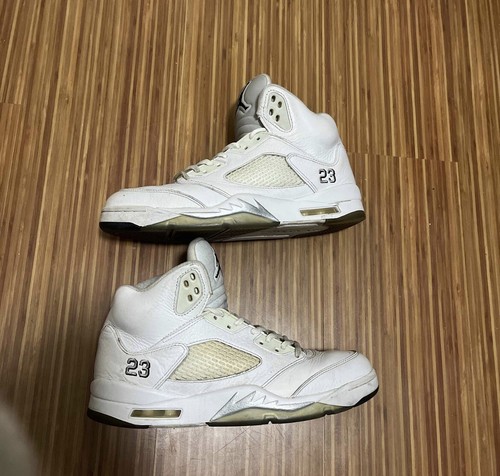 Retro 5 8.5 Clearance