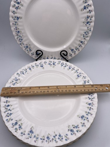 4 Royal Albert Memory Lane Dinner Plates 10 1/2" - Picture 5 of 8