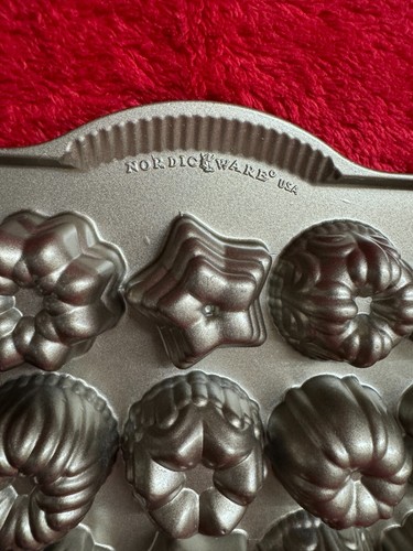 Nordicware Bundt Tea Cake & Candies Pan 10 Different Designs for 30 Holes - Picture 5 of 8
