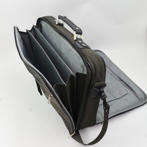 Bolso Bandolera de Viaje para Laptop Luca Vergani Milano-Italia Doble Cremallera - Imagen 10 de 11