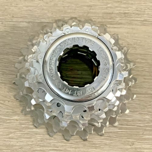 CAMPAGNOLO RECORD 9 SPEED KASSETTE 12-23 ZÄHNE 186 GRAMM TEIL TITAN