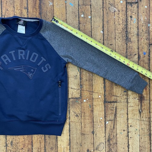 New England Patriots NFL Team Navy Youth Small Rubber Logo Pullover Sweatshirt - Picture 6 of 9