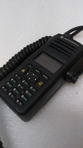 Motorola APX-1000 7/800Mhz P25 Radio with Lap Microphone Untested parts/repai - Zdjęcie 4 z 9