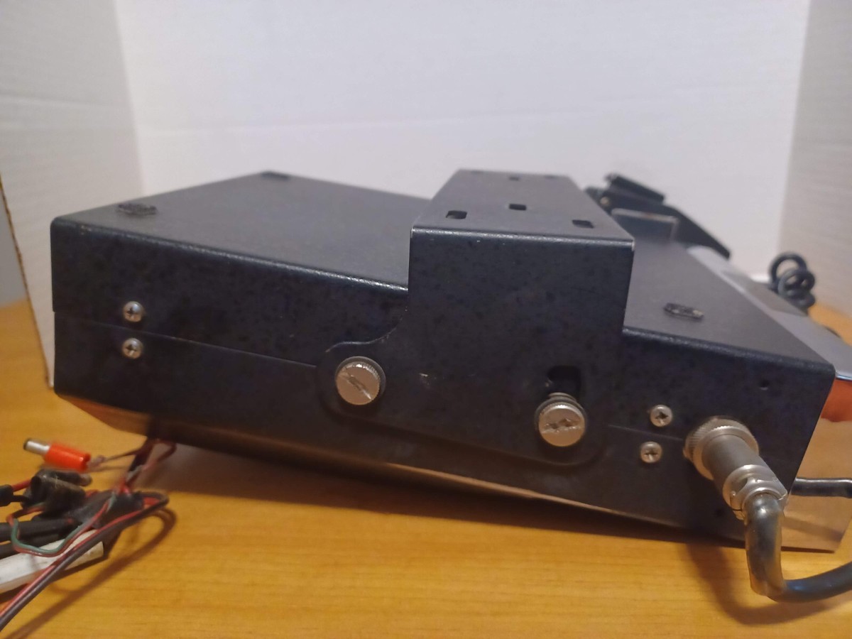 Midland International CB Radio Model 13-895 23 Channels for