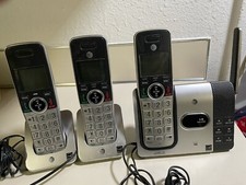 AT T CL82314 Answering machine  3x Cordless Handset Black  Silver