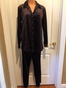 velour pant suit
