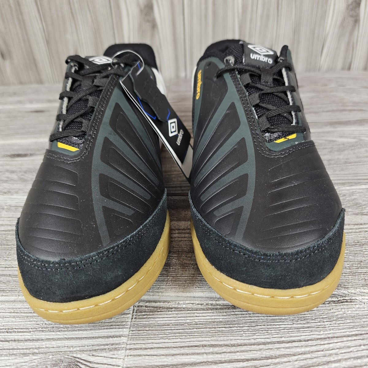 Umbro Sala Z Pro Indoor Futsal Soccer Shoes - Men's Size