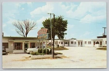 Postcard Donna Motor Court Motel, Evansville Indiana, 1950s