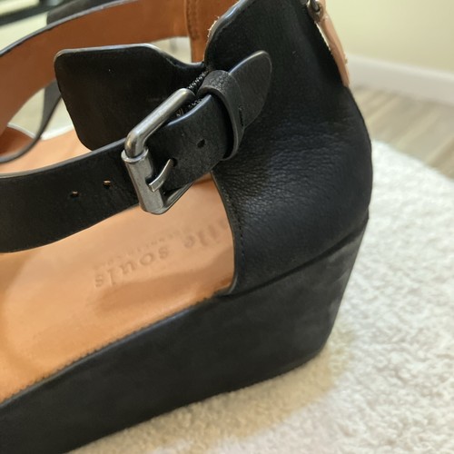 Discontinued Kenneth Cole Gentle Souls Black Size 10 2” Platform - Picture 23 of 23