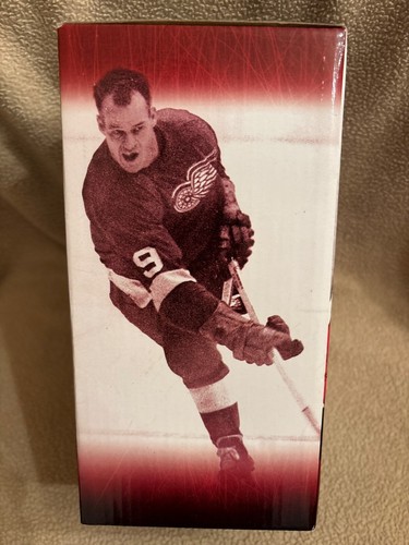 Gordie Howe Detroit Red Wings Bobblehead March 31, 2015 SGA - Unopened Box - Picture 4 of 6