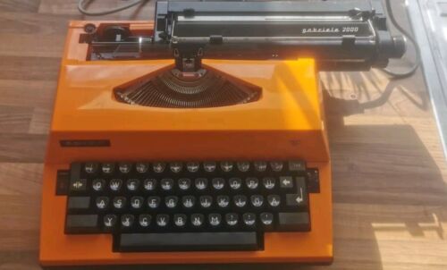 Vintage Adler Gabriele 2000 German Made 1970s Electric typewriter - EXCELLENT - Picture 7 of 18