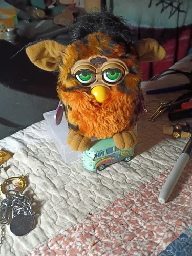 Tiger Electronics 1999 Furby Cheetah Leopard Print with Green Eyes Rare One Owne