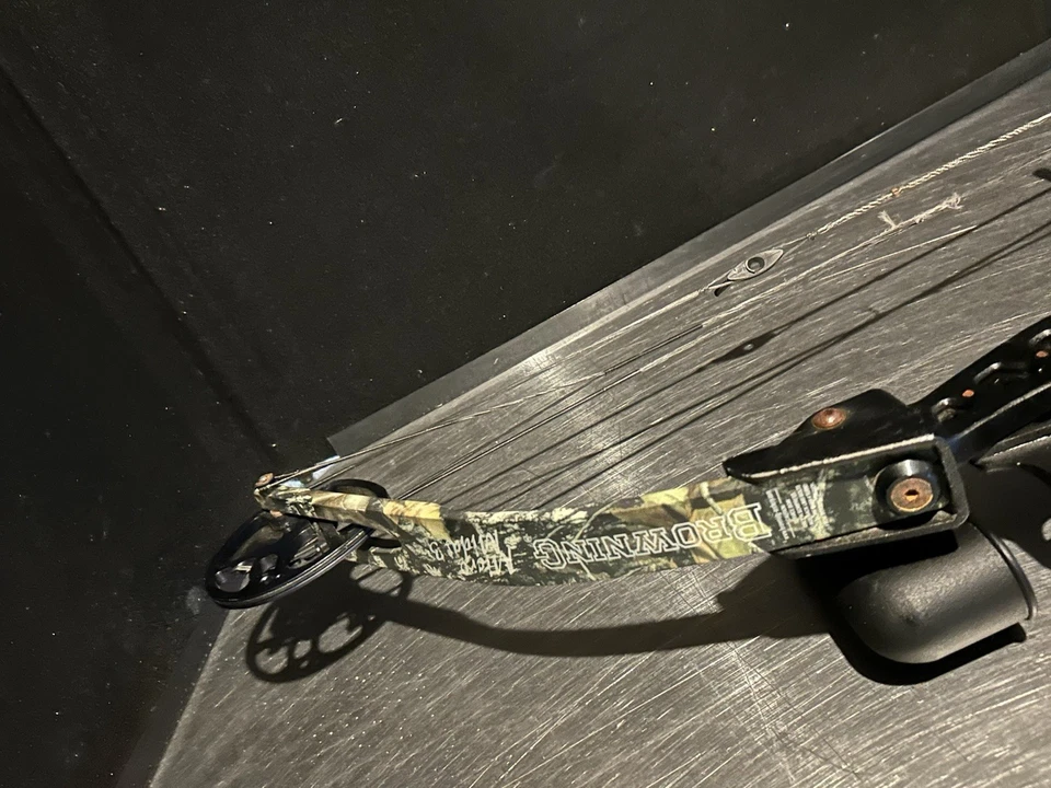 Arco compuesto juvenil Browning Micro Midas 3 Foto 2 de 4