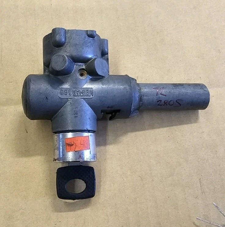 Cilindro/llave bloqueo encendido mercedes w108 w109 w111 w112/funcionando Foto 2 de 3