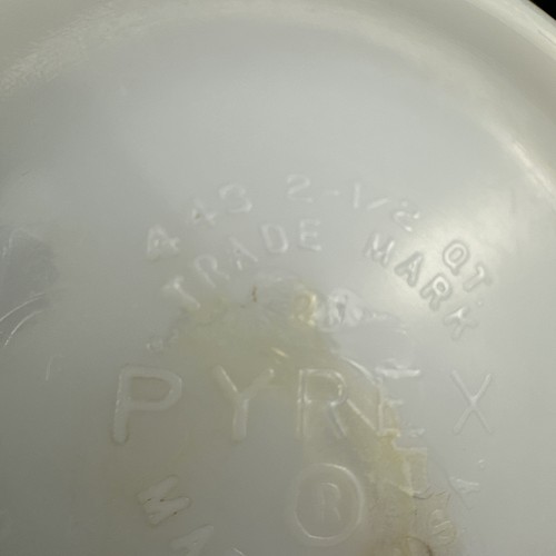 PYREX Blue Garland Snowflake Cinderella Nesting Mixing Bowl 2.5 Qt 443 Vintage - Picture 12 of 13