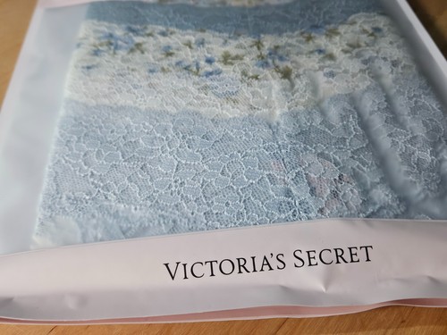 VICTORIA'S SECRET 5-Pack Bridal Lace Thong Panties Size XL, L, M, S New #B1-6 - Picture 5 of 6