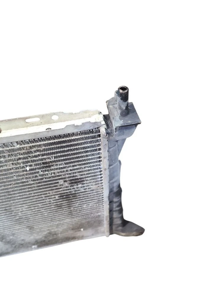 Radiator 6 Cylinder 1-1/8" Thick Fits 89-91 RANGER 642483 - Image 2 of 4