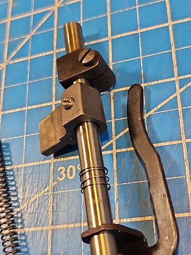 MONTAJE DE BARRA PRENSATELAS DE DISCOS BERNINA 730 VINTAGE USADO OEM - Imagen 3 de 6