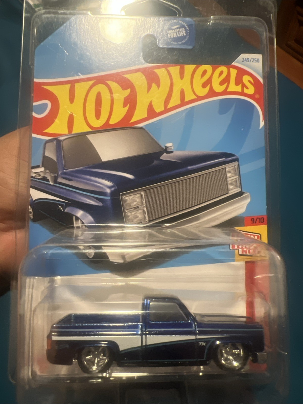 Picture 1 of 4