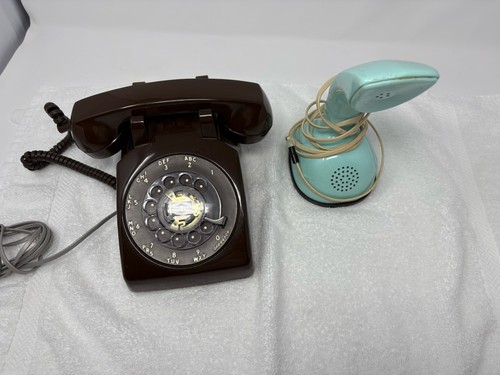 Vtg 60s Ericsson Cobra / Ericofon, blue plastic & 70s Stromberg rotary phone