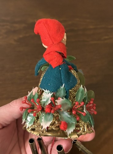 Vintage PIXIE CHIMES Christmas Plastic Gold Bell Metal Wind Chimes Hong Kong IOB - Picture 4 of 13