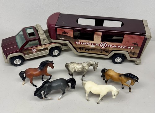 Vintage Nylint Stall Pressstahl braun LKW Anhänger Mini Breyer Pferd Posten - Bild 1 von 21