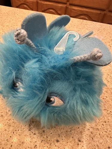 Beat Bugs Blue Singing Glowie Plush Toy 6” “Ticket to Ride” By The BEATLES - Picture 13 of 21