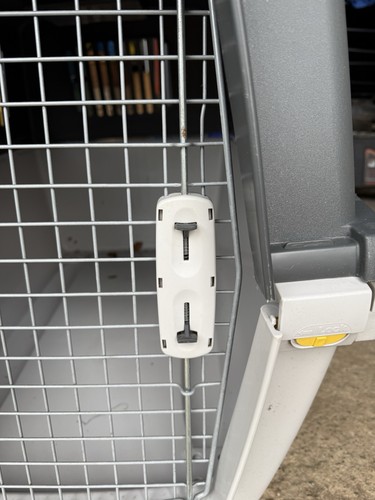 Hundebox Flugbox Kunststoff 90 x 60 x 65 Cm Transportbox - Bild 2 von 5