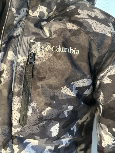 Boys size 8 (small) Columbia winter jacket Camo - Picture 2 of 11