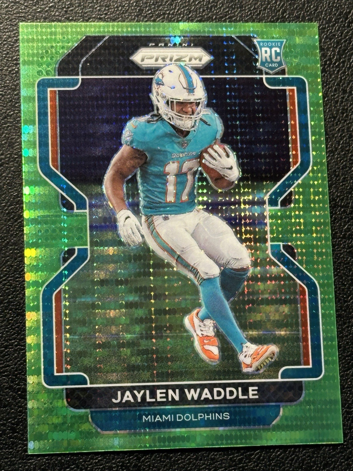 2021 Panini Prizm Jaylen Waddle Neon Green Pulsar Rookie RC #338 Miami Dolphins