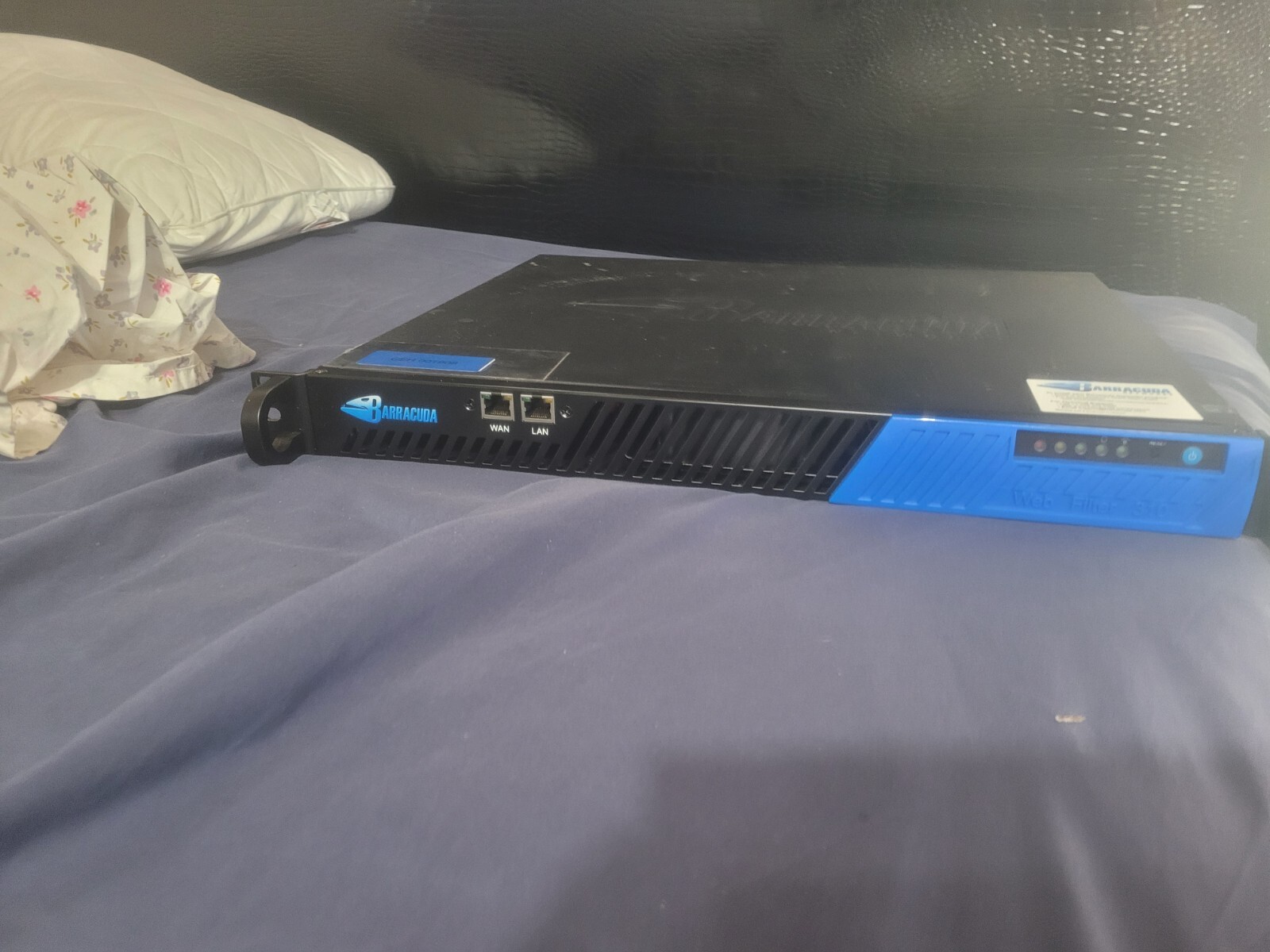 Picture 1 of 2