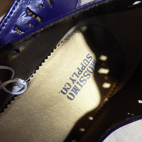 🩰 Mossimo Round Toe Ballet Flats 8.5 M Cobalt Blue Leatherette; Pierced Details - Picture 7 of 15