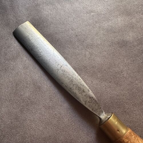 ANTIQUE WARD & PAYNE CAST STEEL 1" GOUGE CHISEL TOOL MADE IN ENGLAND - Picture 6 of 7