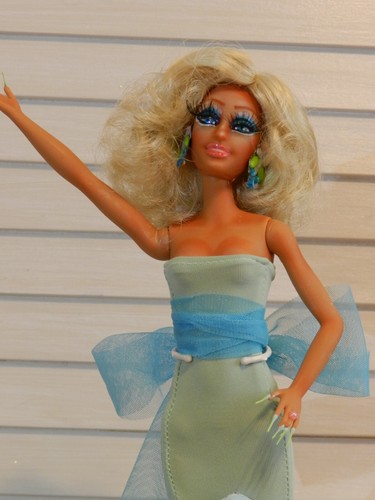 RuPaul Celebrity by DBC Studio Mattel Doll Barbie 5 joints in full Drag - Picture 10 of 18