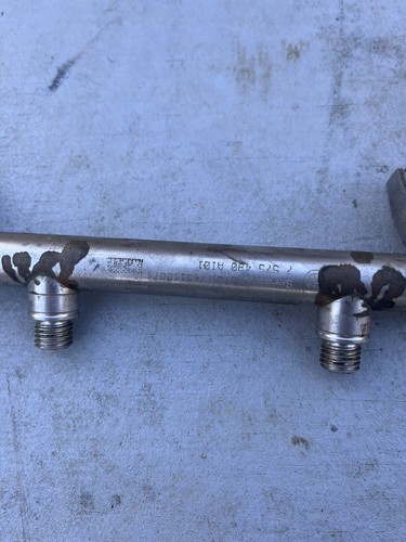 BMW 2007 535XI E60 3.0L GAS TURBO ENGINE MOTOR HIGH PRESSURE FUEL RAIL FACTORY - Picture 4 of 7