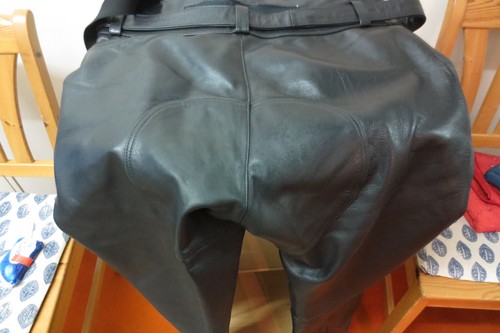 Herren "AKITO"-Leder-Hochbund-Stiefel-Hose ca. Größe 56 schwarz - Bild 10 von 12