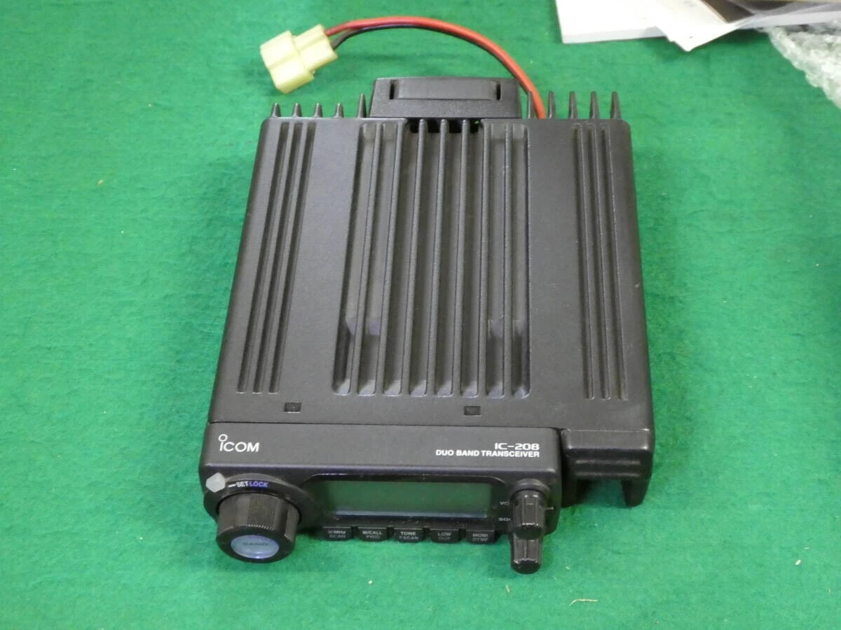 アイコム IC-208D訳有り 144/430MHz 50W/43W セパレートケーブル