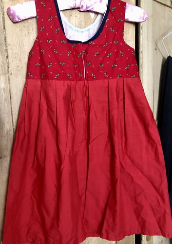 Girls Red Christmas Dress, 5-6-7-8yrs Handmade, Unique - Picture 7 of 10