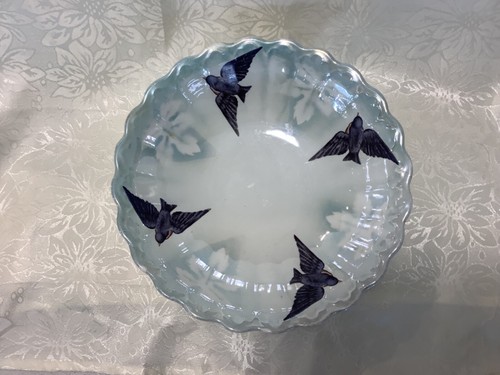 ANTIQUE DECORATIVE LUSTRE WARE LOOK BLUE BIRD PATTERN SERVING BOWL - Picture 4 of 5