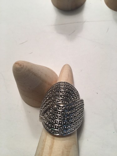 Jewelry Costume Rings Lot Of 5 Sizes 4-7. Silver Colored Diamond Accents - Picture 3 of 7