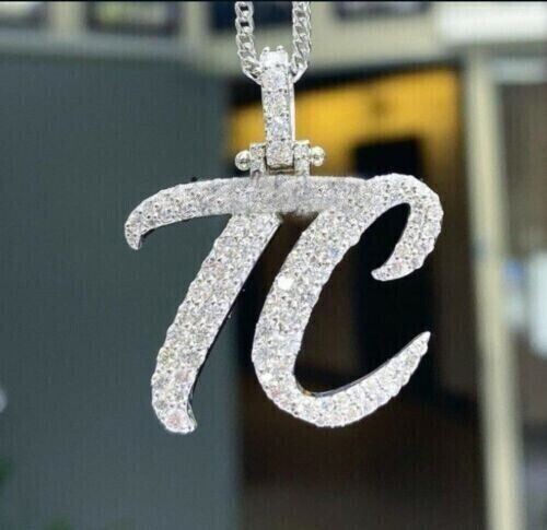 Colgante de letras "TC"" personalizado moissanita redondo 3 CTW VVS1 moissanita chapado en oro blanco 14K - Imagen 2 de 7